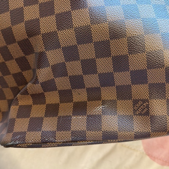 Authentic Louis Vuitton Damier Ebene Neverfull MM - Picture 5 of 6